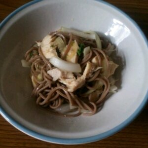 蕎麦の梅肉ドレッシング